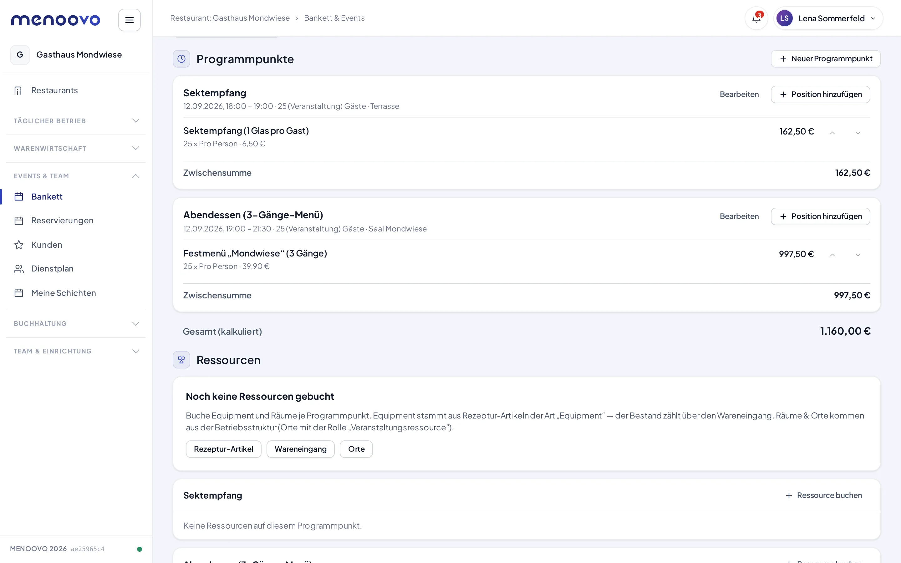 Zwei Programmpunkte mit Pro-Person-Positionen und der kalkulierten Gesamtsumme