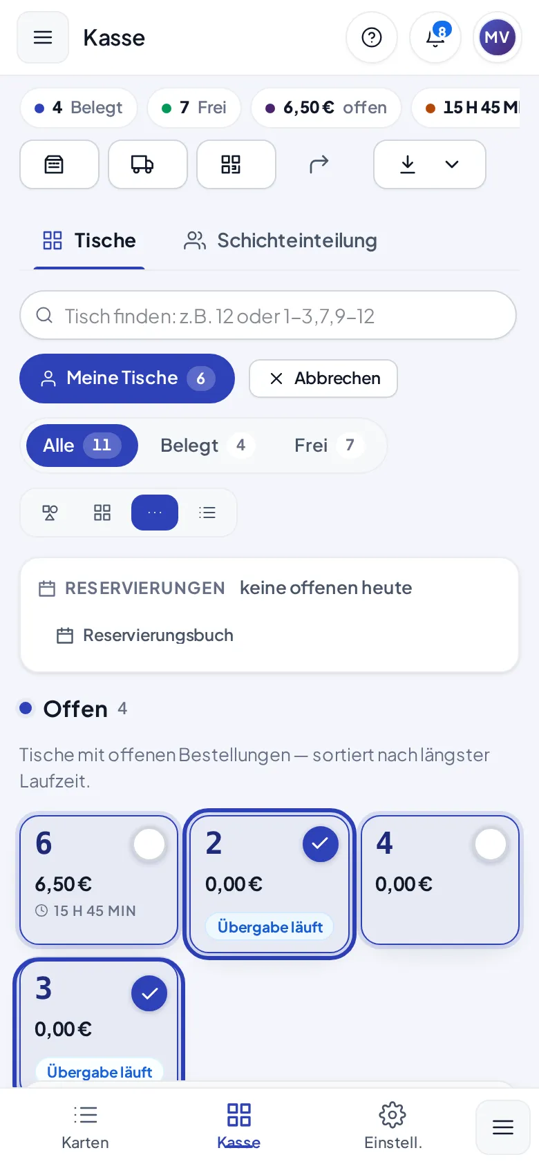 Die Auswahlleiste am unteren Rand mit zwei ausgewählten Tischen